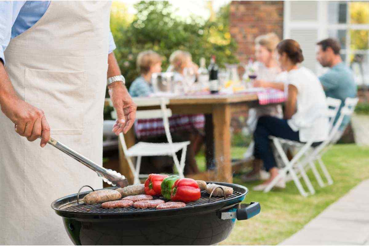 Barbecue e condominio: a cosa prestare attenzione