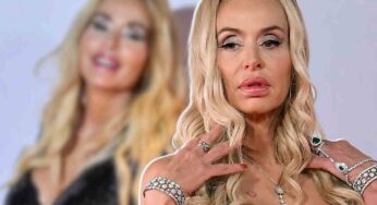 Valeria Marini, irriconoscibile: com’è cambiata la showgirl nel tempo