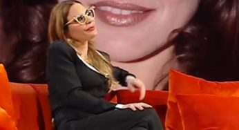 Naike Rivelli racconta le profonde delusioni della sua famosa mamma, Ornella Muti, rivelando anche cosa “schifa” l’attrice